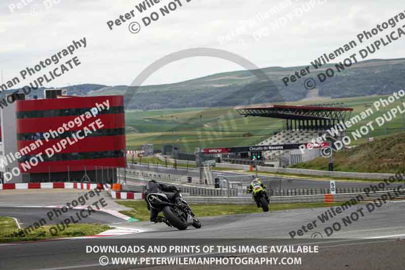 cadwell no limits trackday;cadwell park;cadwell park photographs;cadwell trackday photographs;enduro digital images;event digital images;eventdigitalimages;navarra;no limits trackdays;peter wileman photography;racing digital images;trackday digital images;trackday photos